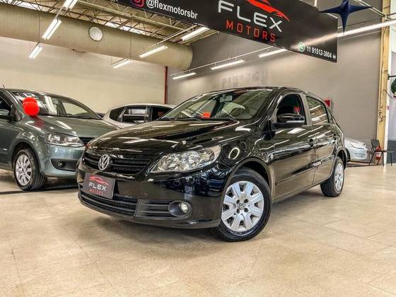 VOLKSWAGEN GOL 1.0 MI 8V FLEX 4P MANUAL G.V VOLKSWAGEN GOL 1.0 MI 8V FLEX 4P MANUAL G.V